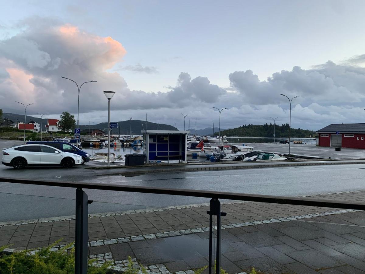 Modern Apartment In The Harbour Of Jørpeland Exterior foto