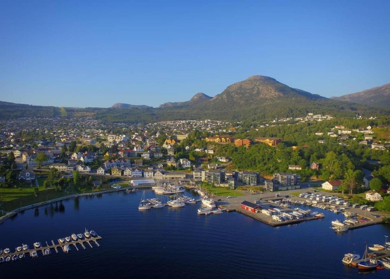 Modern Apartment In The Harbour Of Jørpeland Exterior foto